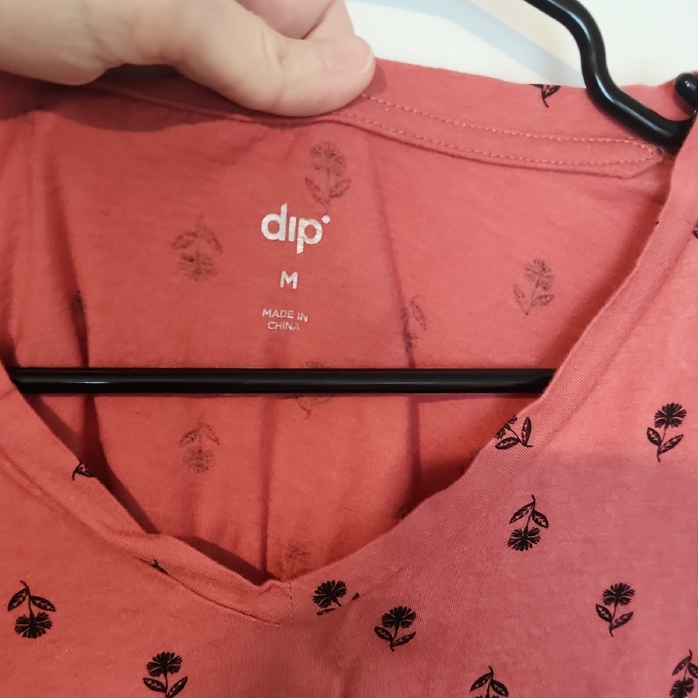 dip Coral Long Sleeve Top with Black Pattern - Picture 2 of 5